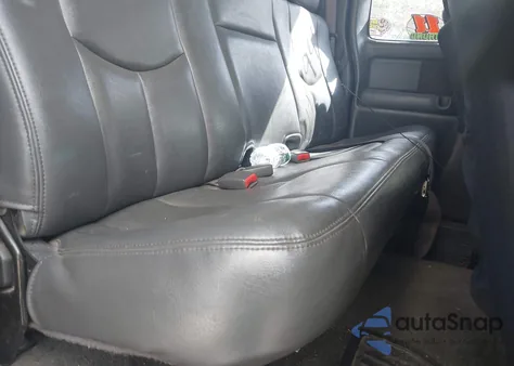 2003 Chevrolet Silverado 2500Hd Lt z USA, uszkodzony, nr VIN 1GCHK29U33E154255